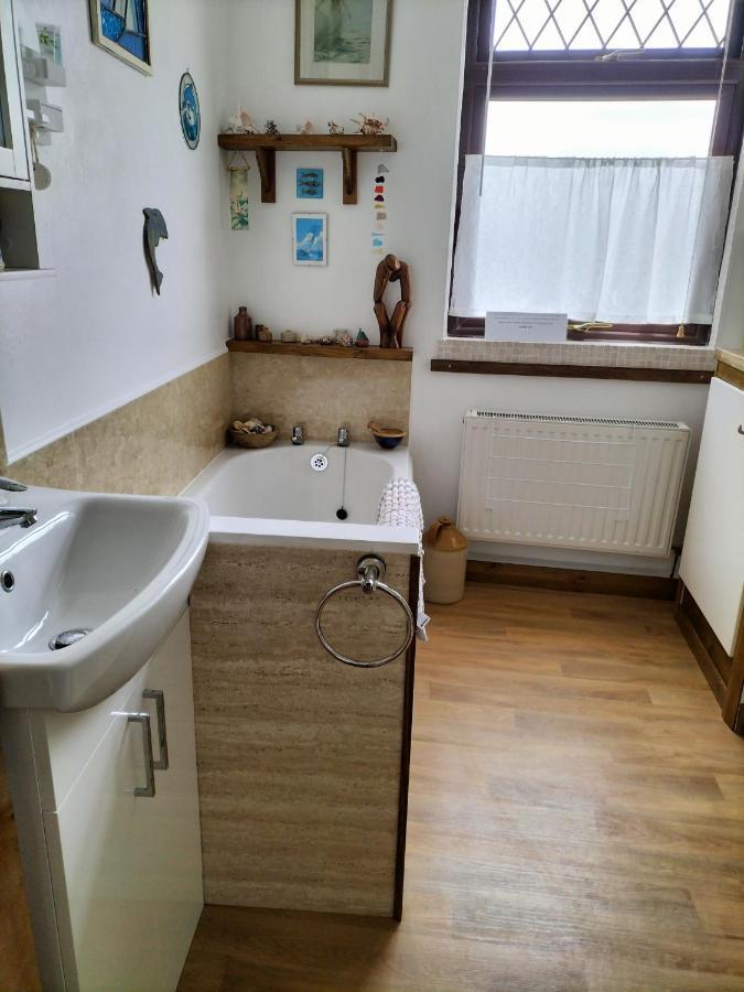 Clearview Cottage Сент-Остелл Екстер'єр фото